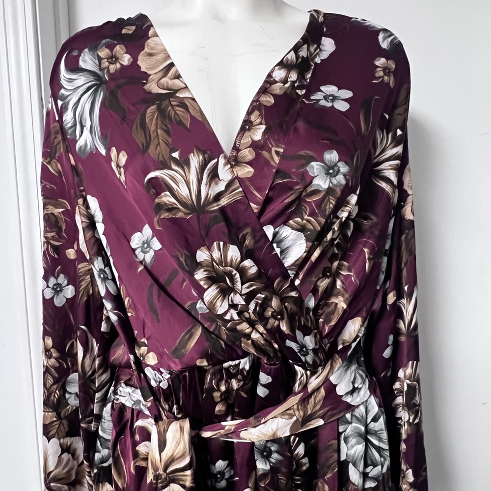 Express Purple and Brown Floral Top - Picture 4 of 11
